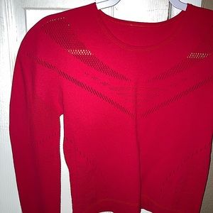 Lululemon Red Crop Top| LuluLemon red crop top sporty|Lulu top